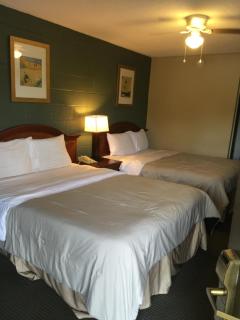 Hope Inn - Lenox - 3