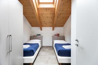 Aurum Aparthotels Pianell 10 - Milan - 1