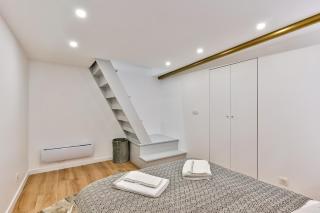 NEWLY RENOVATED ! Stunning 2BR Apt in the Heart of Paris 15 - Paris - 1