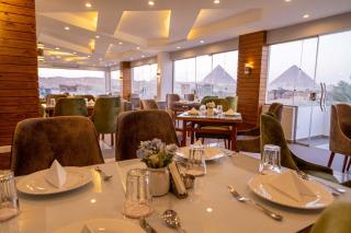 Nine Pyramids View Hotel - Il Cairo - 0