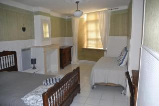St Jean du Gard : Spacious Apartment with Use of Pool - Saint-Jean-du-Gard - 2