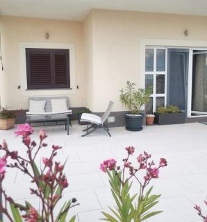Studio Apartment "Brigita",parking with gate - Rijeka - 2