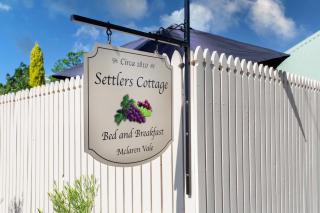 Settlers Cottage - McLaren Vale - 1