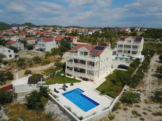 Villa Bachelor Apartments - Vodice - 5