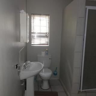 Summerwood Contractors Home - Nelspruit - 1