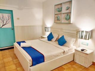 Eros Boutique Hotel - 4