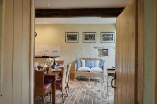 Banningham Coach House - 1