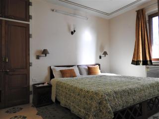Om Niwas Suite Hotel - Jaipur - 5