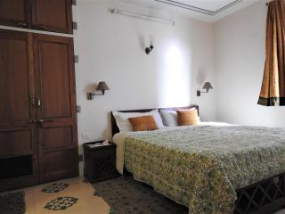 Om Niwas Suite Hotel - Jaipur - 4