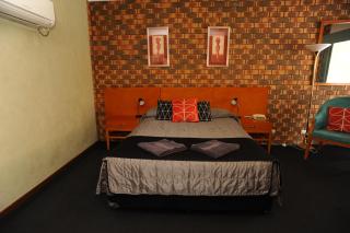 Horsham Mid City Court Motel - 2