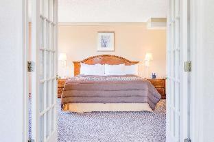 Days Inn by Wyndham Birmingham/West - 2