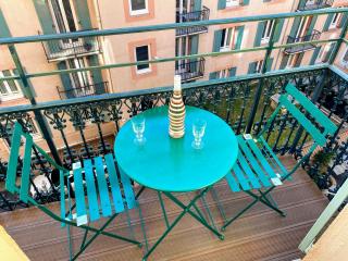 Sunny and calm 2 bed apartment place du Pin - 7