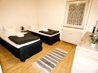SUNNYHOME Monteurwohnungen und Apartments nahe Regensburg - Nittendorf - 8
