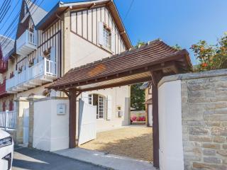 Villa Le Cyclamen by Interhome - Courseulles-sur-Mer - 0