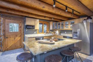 Wapiti Rd 858 ~ The Tucker Inn - 4