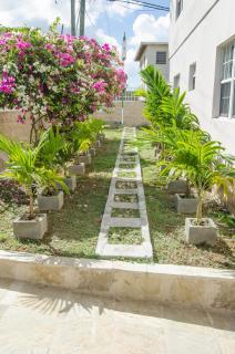 Caribbean Inn and Suites - Saint Johnʼs - 1