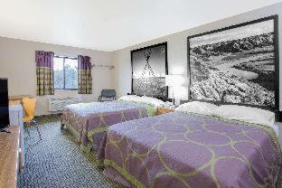 Super 8 by Wyndham Havre - 5
