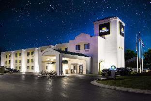 Days Inn by Wyndham Blue Springs - 1