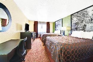 SureStay Plus by Best Western San Antonio Airport - 6