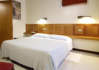 Albergo Bianchi Stazione - Mantova - 2