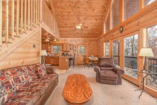 Gorgeous View. Hot Tub. Privacy. Fireplace. Pool & Fishing Access! - Sevierville - 5