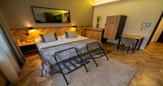 Urban Boutique Hotel Center - Ljubljana - 7
