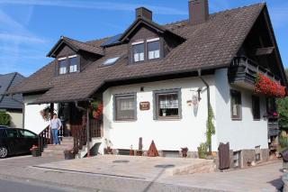 Gästehaus Schnabel - Großwallstadt - 0