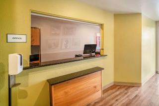 WoodSpring Suites Corpus Christi - 7