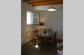 Chez Semiramis The Summer Breeze House for 13 persons 5'min from the beach - Serifos Chora - 1