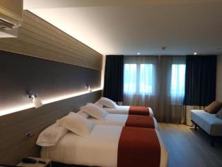 Hotel Avenida - A Coruña - 3