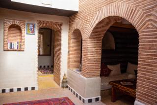 Riad Hna Ben Saleh - Traditional Guest House near Jemaa el-Fnaa Square - 3