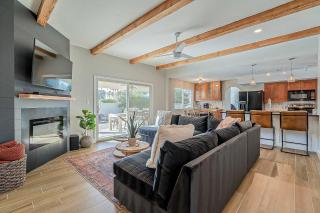 Scottsdale Adobe Home with Backyard Oasis! - Scottsdale - 6