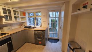 Beautiful House And Elevated Garden In Bridgnorth - 4