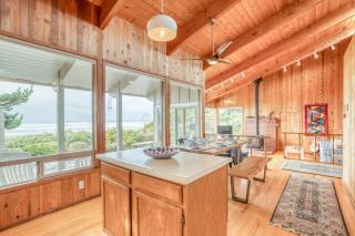 Piot House - Seal Rock - 5