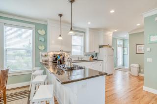 Knee Deep In Paradise - 2