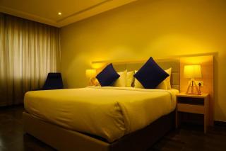 Bay View Hotel Vizag - 9