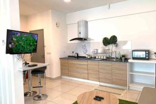 ZY Studio @ EVO SOHO Bangi [ASTRO WiFi NETFLIX] - 1