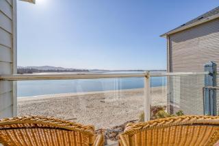 Dock of the Bay 308 - Lincoln City - 4