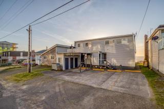 Whale Watcher Condo 2 - Meredith Lodging - Rockaway Beach - 4