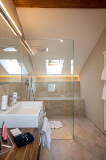 Romantik Hotel Oberwirt - Marling - 2