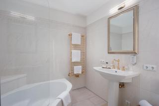 Q! Hotel Maria Theresia - Kitzbühel - 5