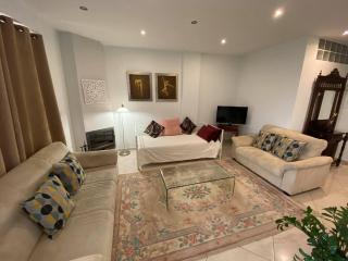 Mesogios House Suites - Larnaca - 4