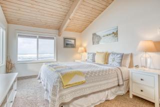 Breakers Beach House 4 - Meredith Lodging - 3