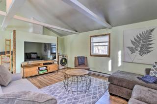 Pocono Lake Retreat with Fire Pit and Private Hot Tub! - 2