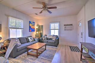 Texas Home with Backyard Oasis, Walk to Main St - Fredericksburg - 6