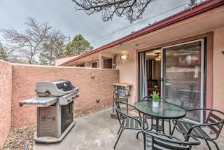 Pet-Friendly Condo - 2 Mi to Ruidoso Downs! - 8