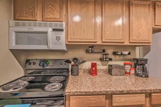 Pet-Friendly Condo - 2 Mi to Ruidoso Downs! - 1