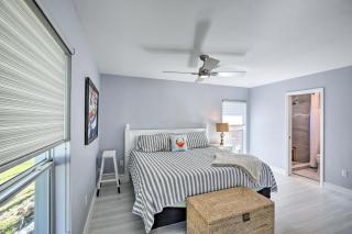 Canalfront Cape Coral Home with Dock and BBQ! - Cape Coral - 1