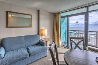 Breezy Landmark Resort Condo with Oceanfront Lanai! - Myrtle Beach - 7
