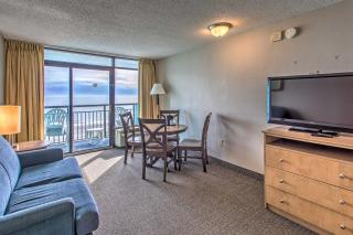 Breezy Landmark Resort Condo with Oceanfront Lanai! - Myrtle Beach - 0